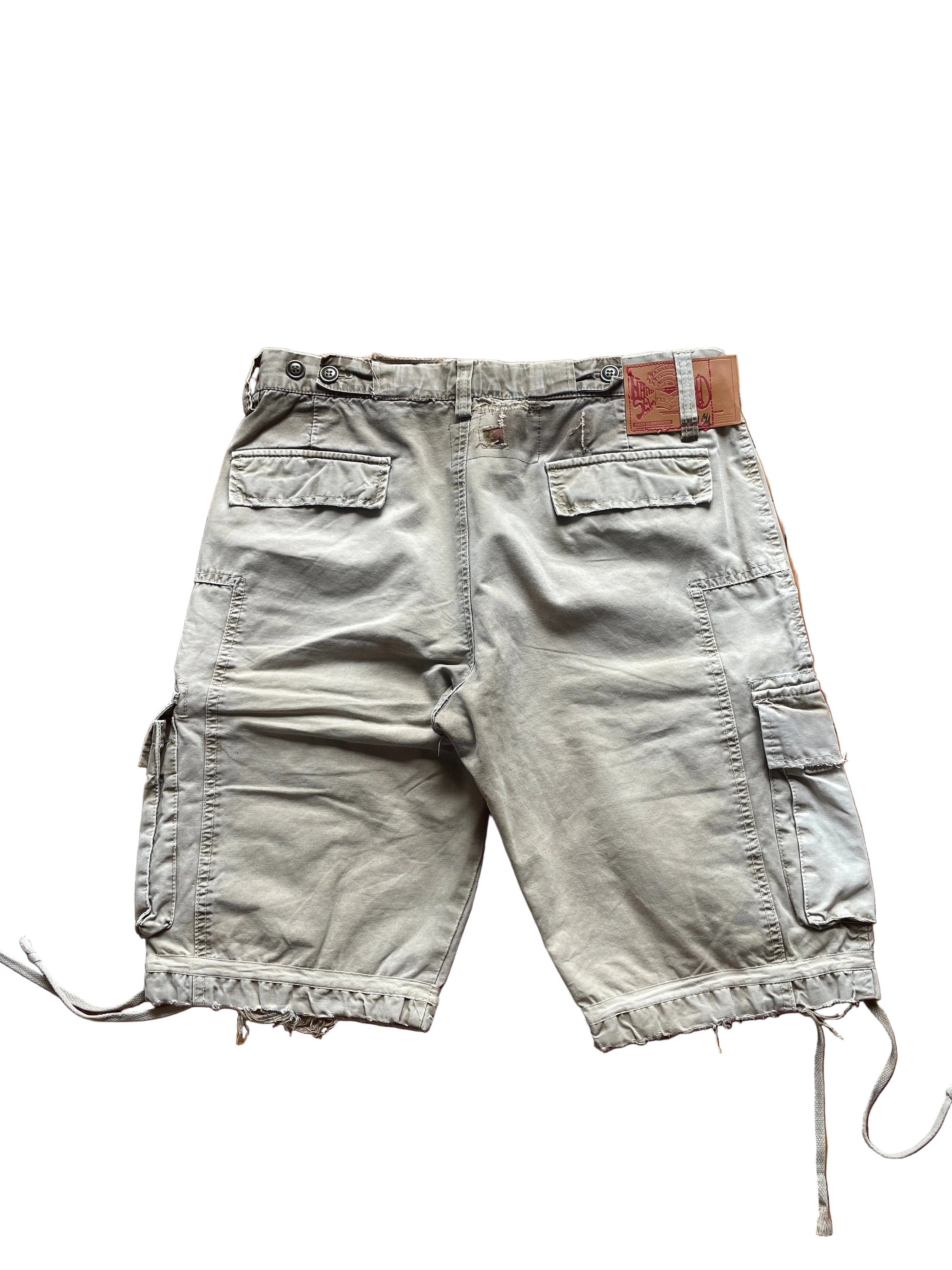 Airbrushed thrashed cargo jorts