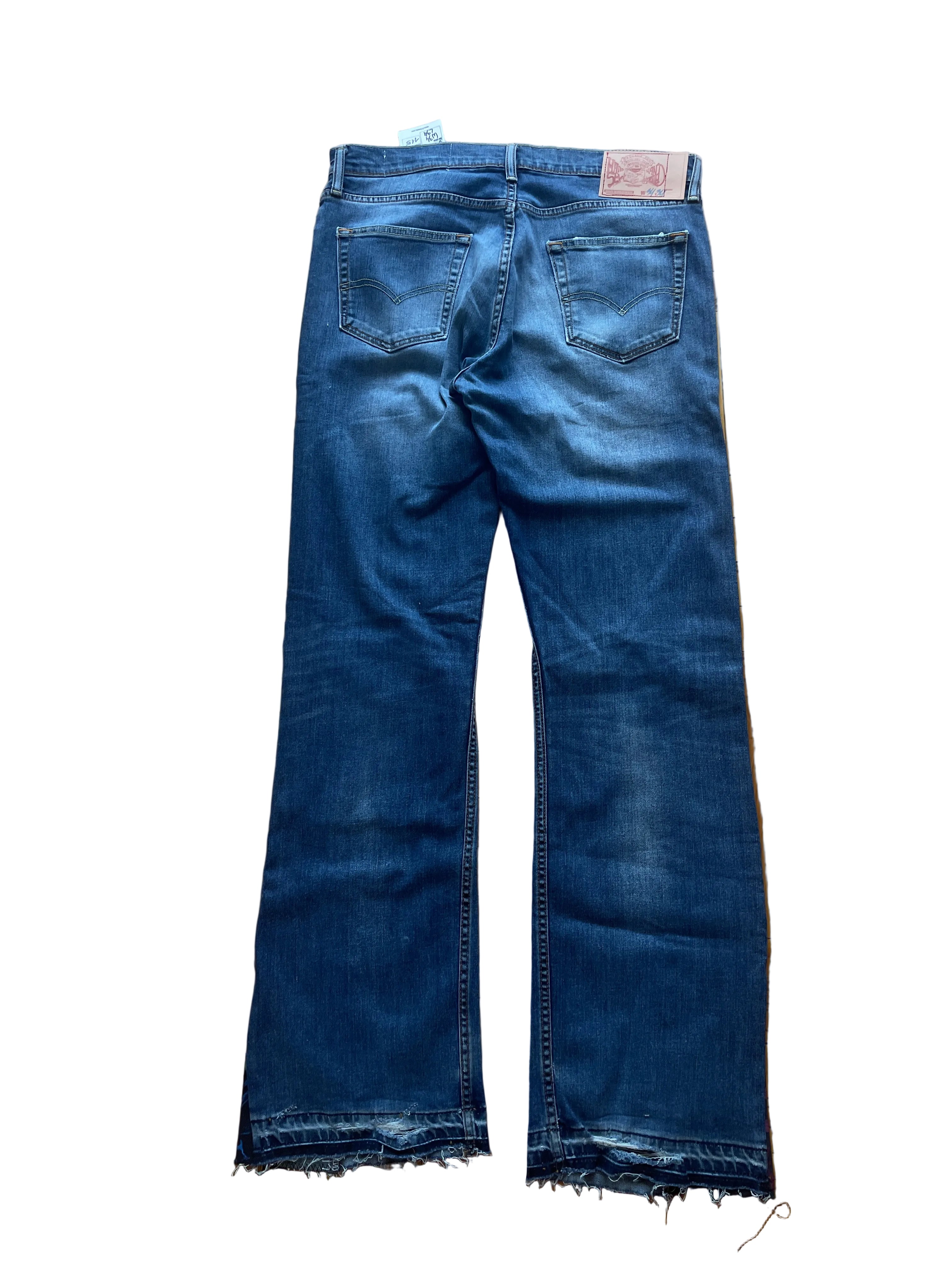 Violet skulls flare jeans
