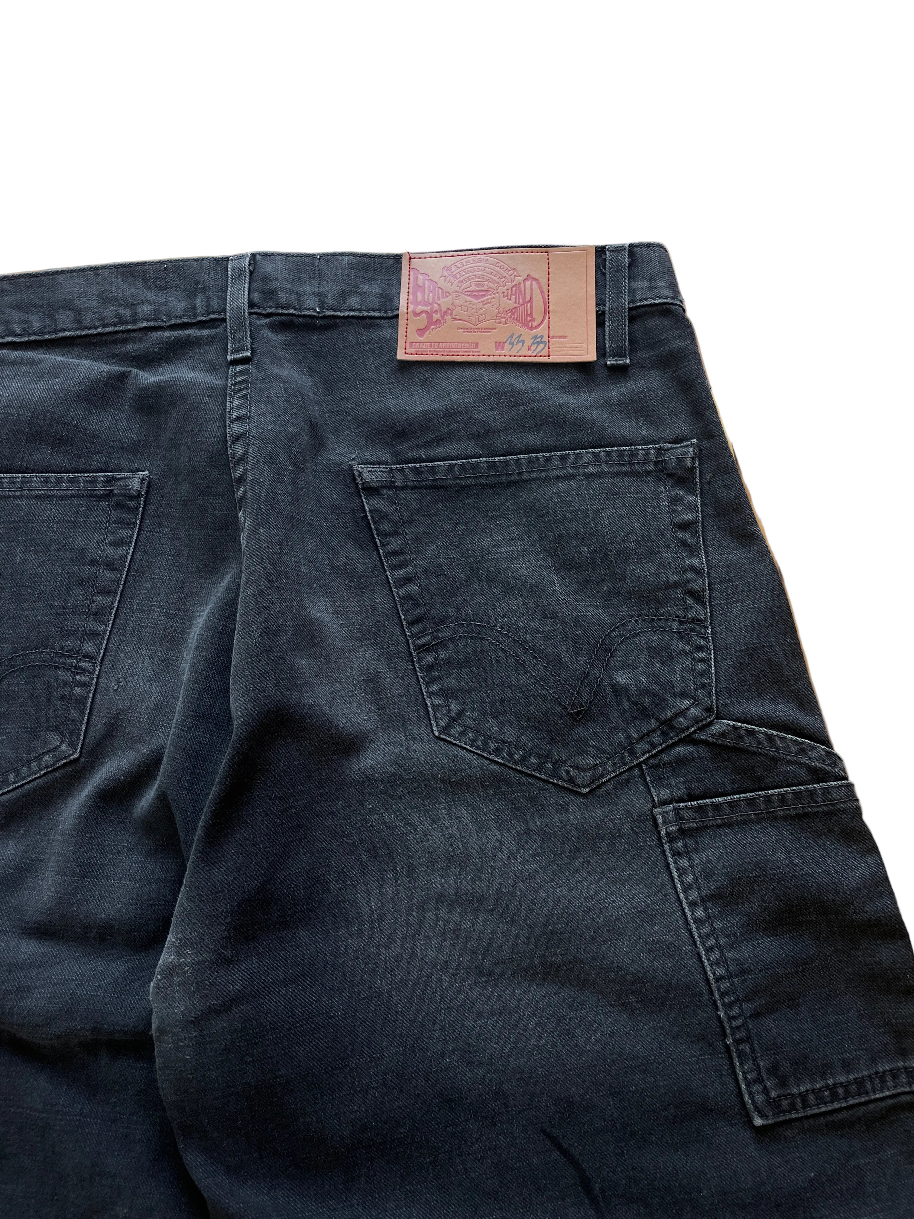 Black dust long cargo jorts