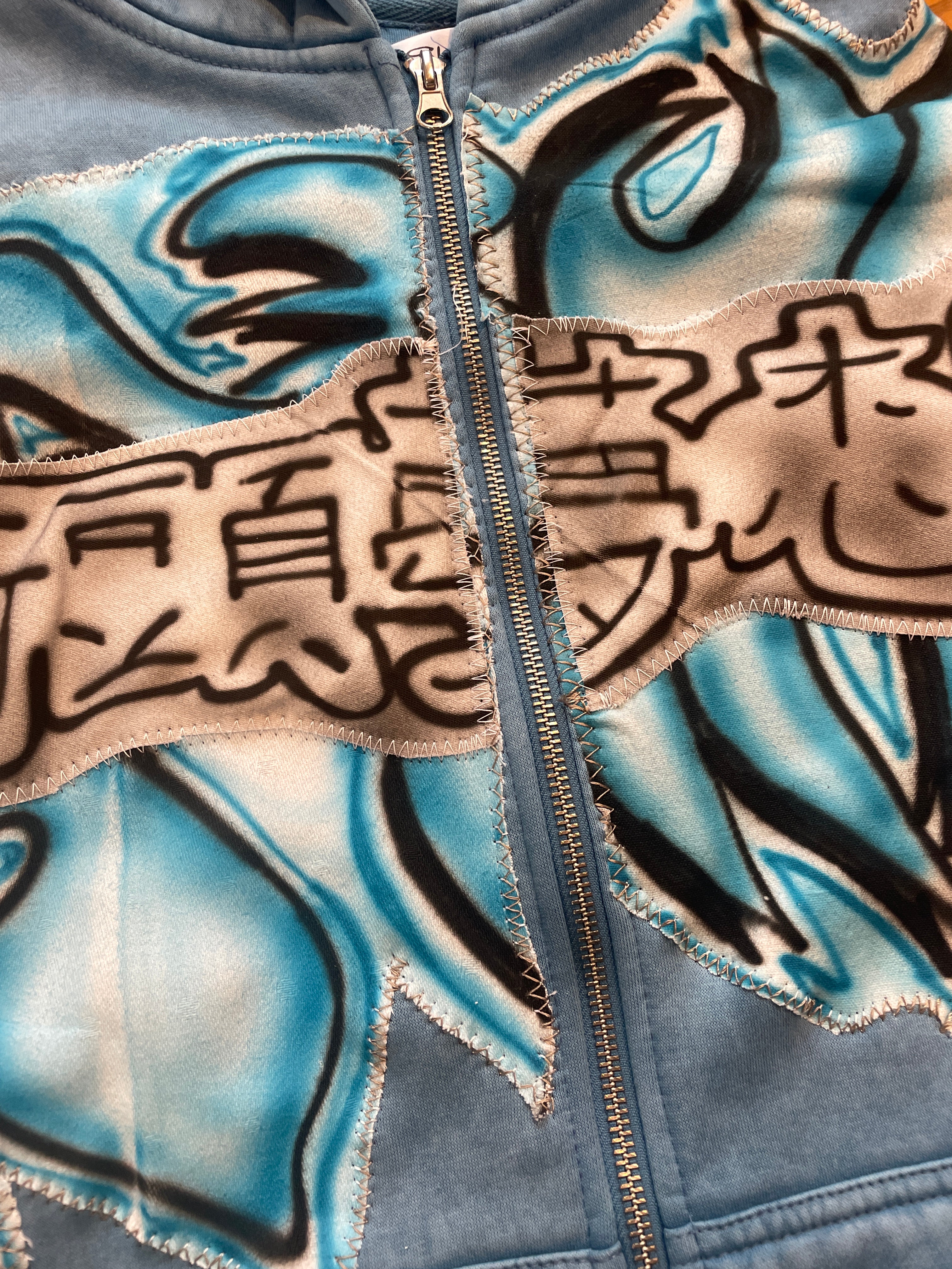 Blue madness airbrush wide hoodie