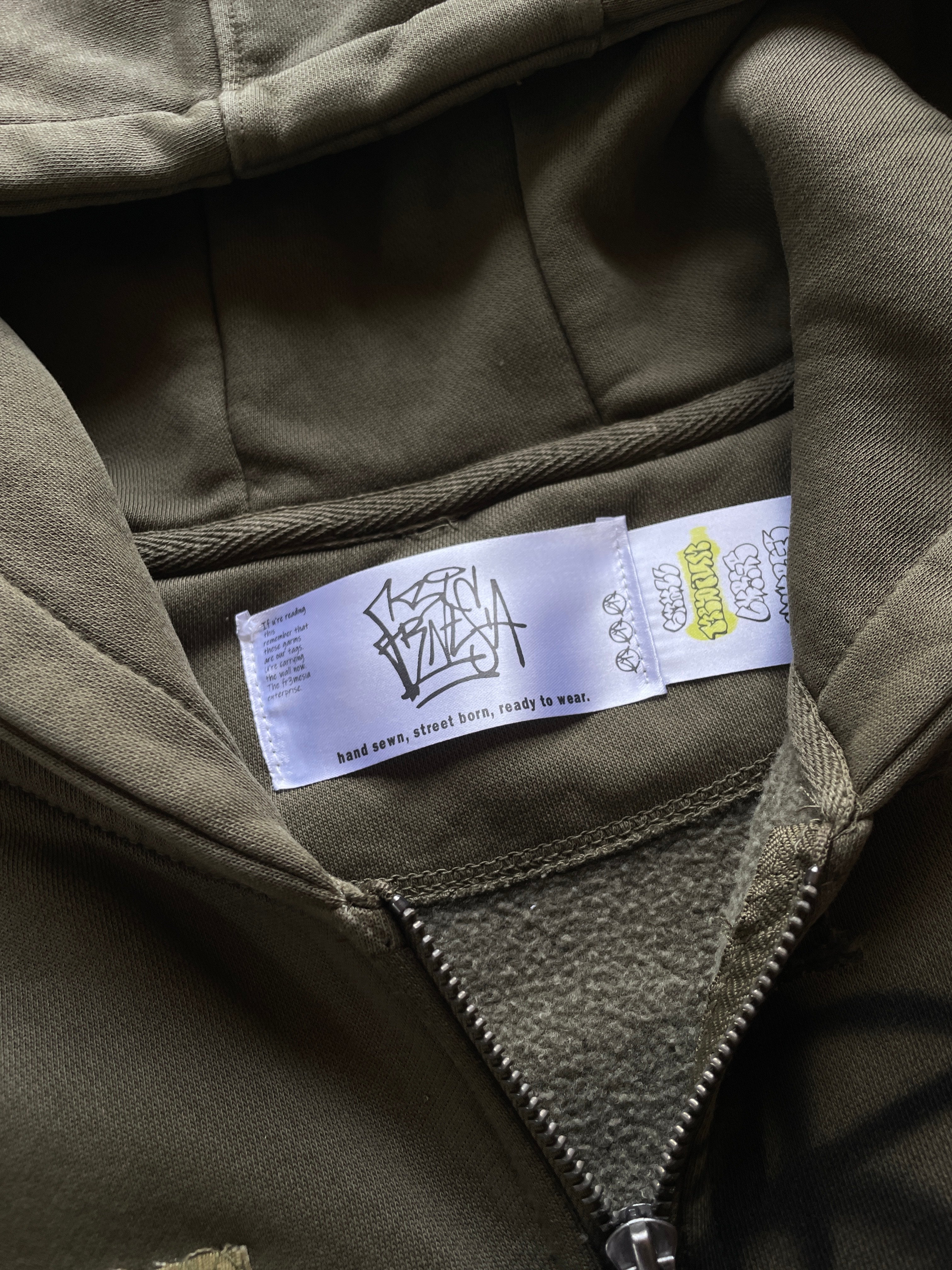 Military patches distress zip hoodie