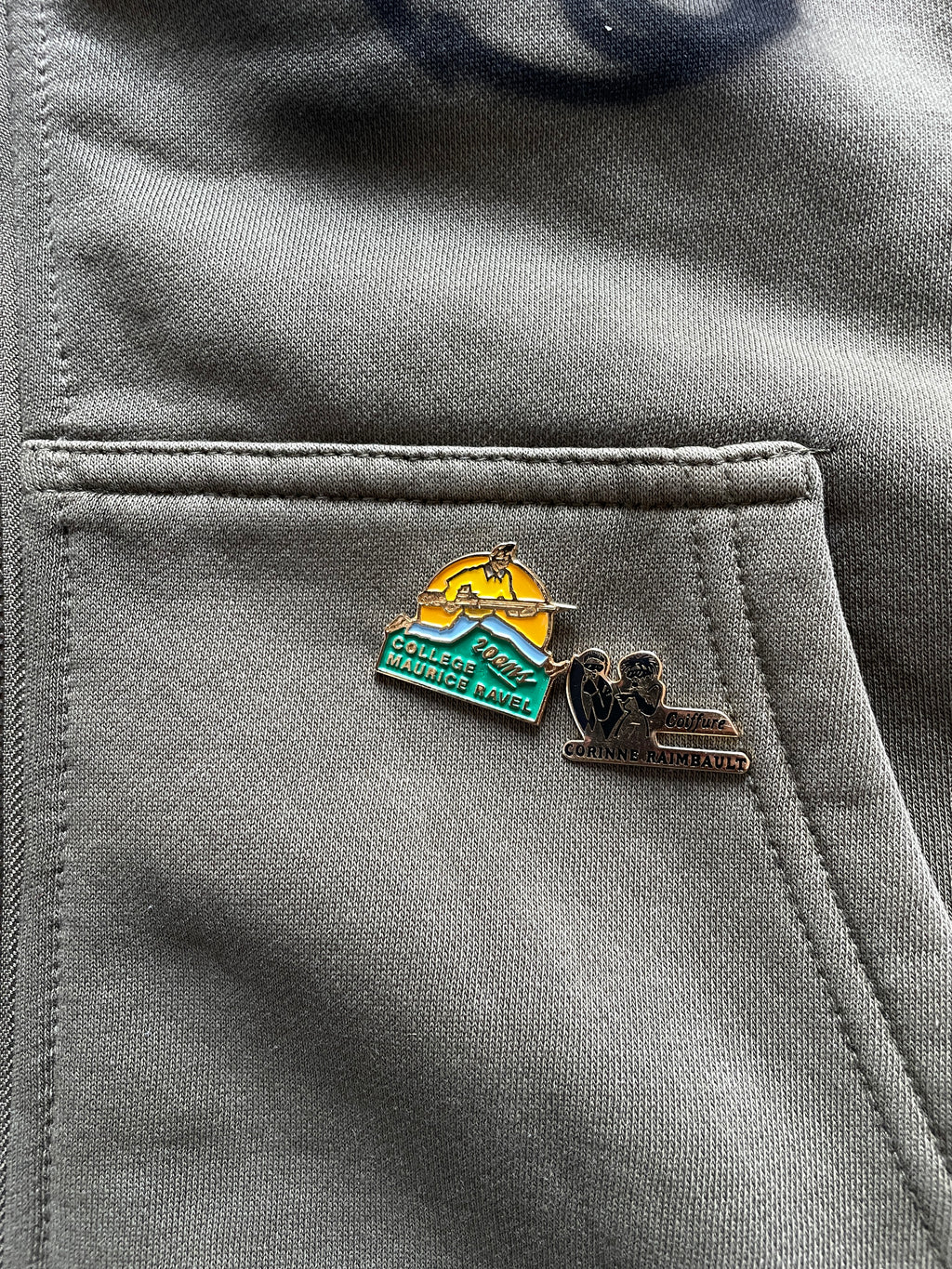 Military patches distress zip hoodie