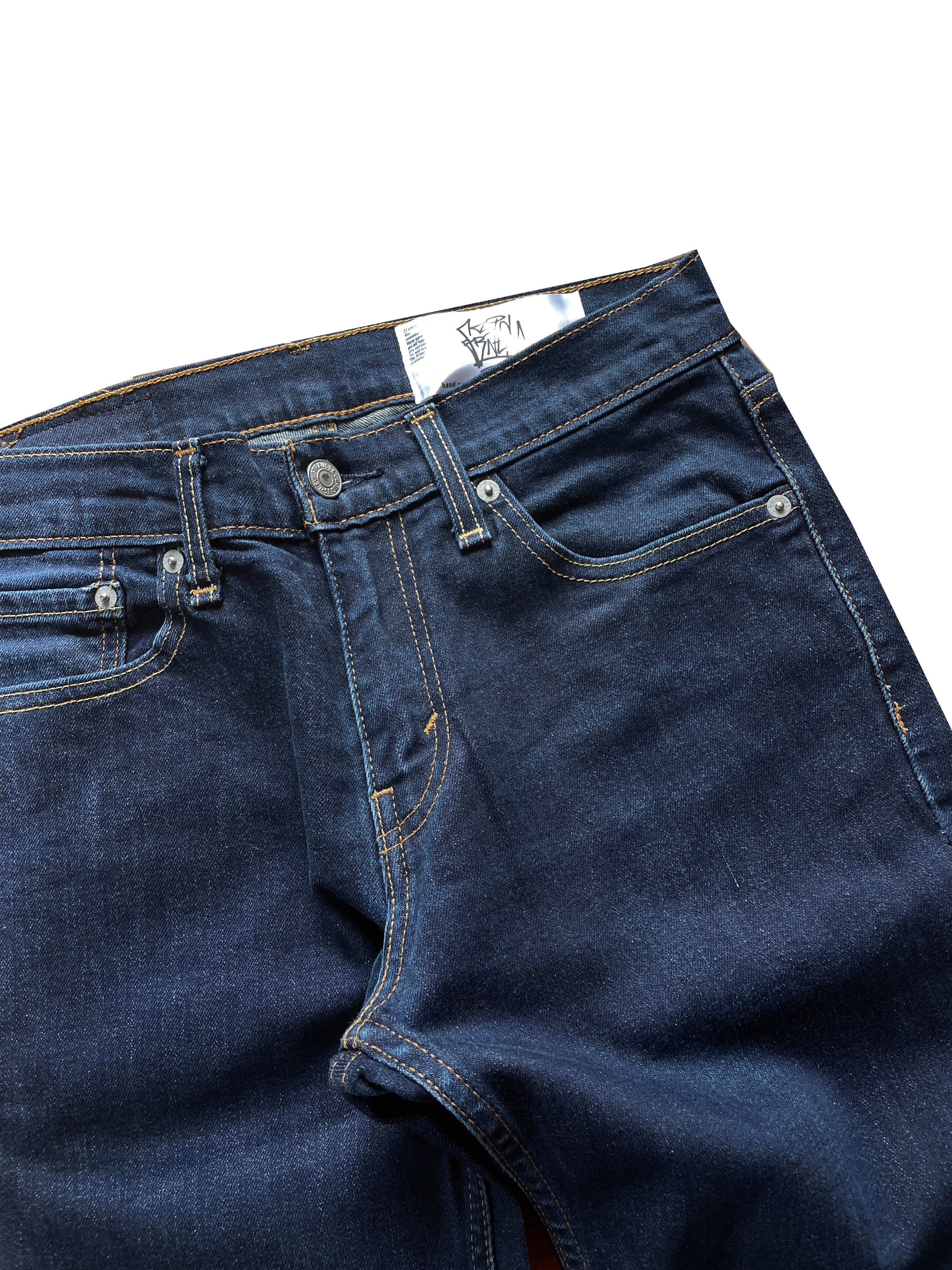 Cirillici flare jeans